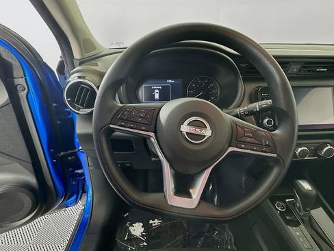 Certified 2023 Nissan Kicks SV image 17