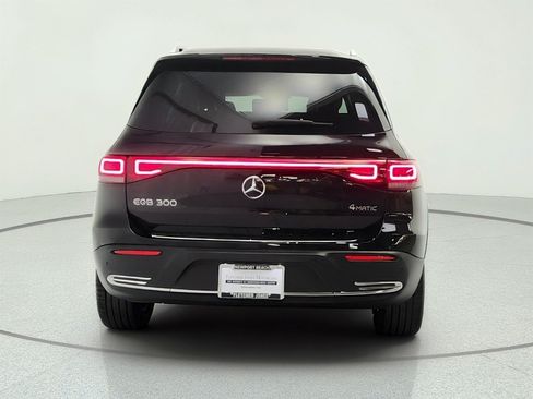 Used 2023 Mercedes-Benz EQB 300 4MATIC image 6