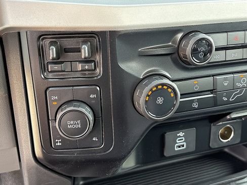New 2026 Ford F250 XL w/ FX4 Off-Road Package AWD/4WD image 15