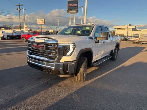 New 2026 GMC Sierra 2500 SLT w/ SLT Premium Package image 3