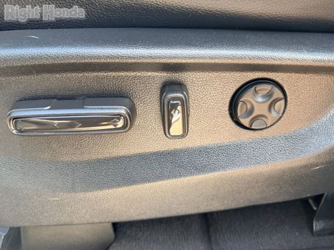 Used 2024 Honda Odyssey Sport image 17
