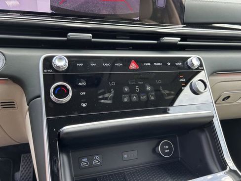 New 2026 Genesis GV80 2.5T image 28