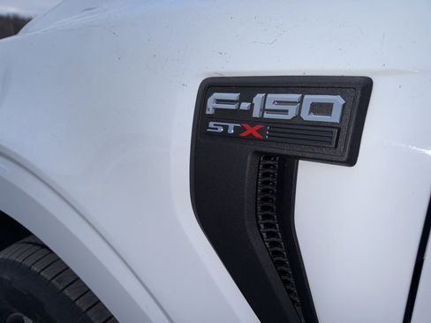 Used 2022 Ford F150 XL w/ STX Appearance Package image 7