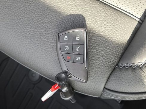 New 2026 GMC Yukon XL Denali w/ Denali Reserve Package AWD/4WD image 43