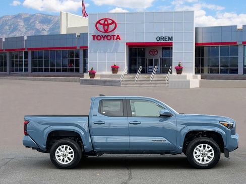 New 2026 Toyota Tacoma SR5 image 3
