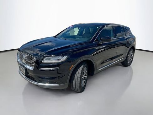 Used 2022 Lincoln Nautilus Reserve FWD image 4