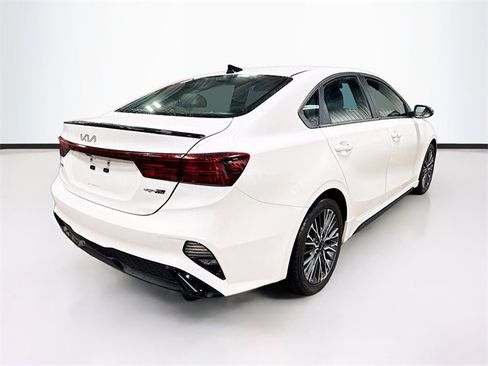 Used 2023 Kia Forte GT-Line w/ GT-Line Premium Package image 7