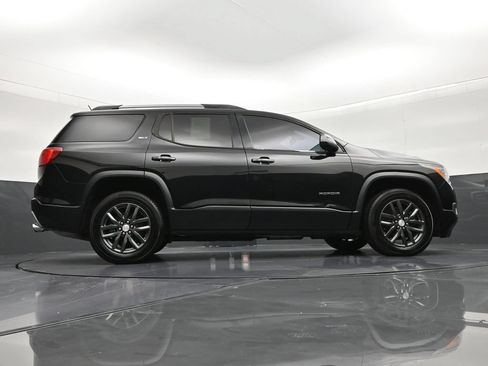 Used 2019 GMC Acadia SLT FWD image 22