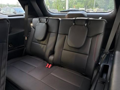 Used 2023 Ford Explorer ST-Line AWD/4WD image 15