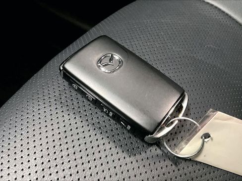 Used 2025 MAZDA CX-70 3.3 Turbo S w/ Premium Package image 18