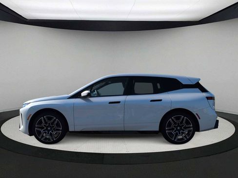 Used 2026 BMW iX xDrive60 w/ M Sport Package AWD/4WD image 5