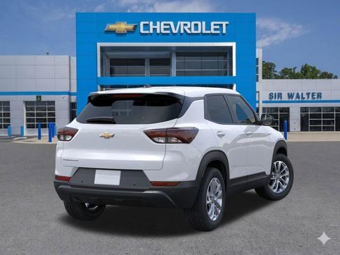 New 2026 Chevrolet TrailBlazer LS w/ LS Convenience Package FWD image 5