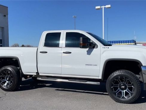 Used 2016 GMC Sierra 2500 4x4 Double Cab image 3