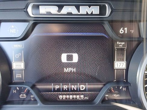 Used 2022 RAM 1500 Big Horn AWD/4WD image 14