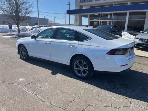 Used 2024 Honda Accord EX image 7