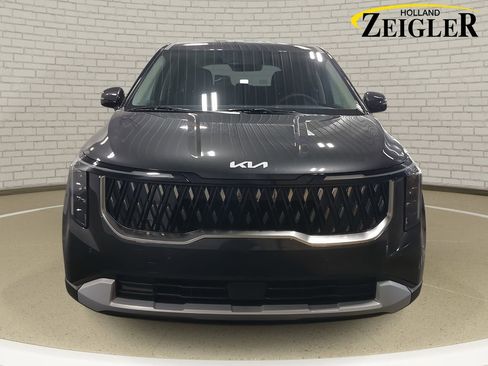 New 2026 Kia Carnival LXS image 2