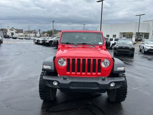 Used 2018 Jeep Wrangler Unlimited Sport S image 3