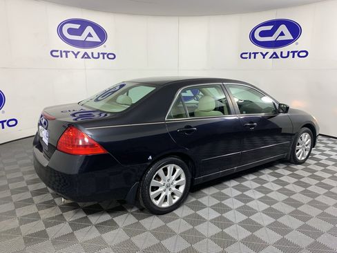 Used 2007 Honda Accord SE image 3