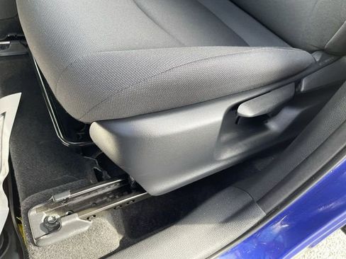 Certified 2023 Toyota Corolla Cross LE image 5