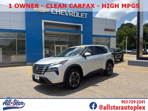Used 2025 Nissan Rogue SV AWD/4WD image 1