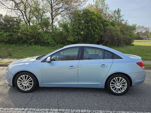 Used 2012 Chevrolet Cruze Eco image 2