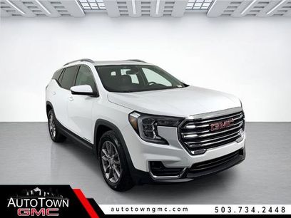 Used 2024 GMC Terrain SLT