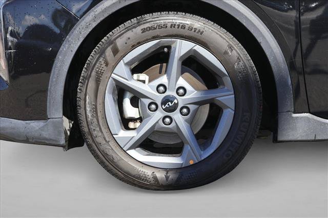 Used 2025 Kia K4 FWD image 9