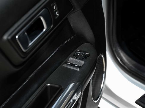 Used 2019 Ford Mustang GT Premium w/ GT Performance Package RWD image 40