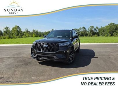 Used 2025 Ford Explorer ST-Line w/ ST-Line Street Pack