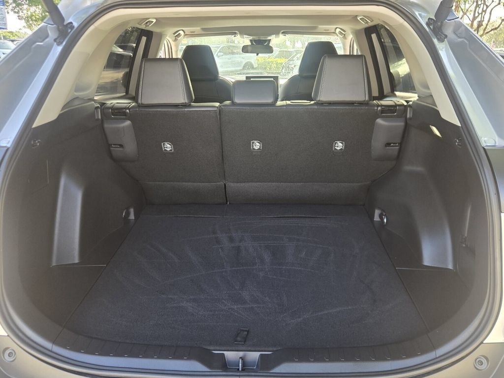 Used 2025 Toyota RAV4 XLE Premium FWD image 14