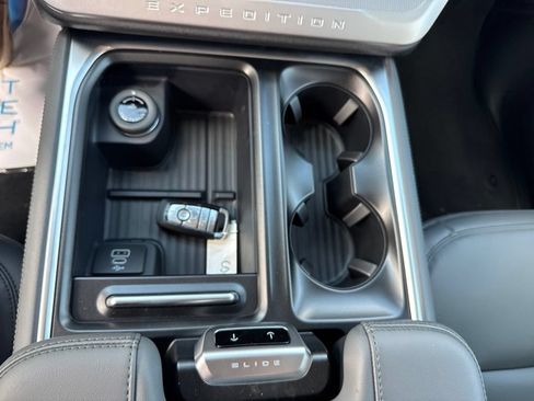 New 2026 Ford Expedition Max Active AWD/4WD image 17