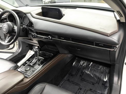 Used 2024 MAZDA CX-30 AWD 2.5 S w/ Premium Package image 32