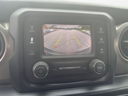 Certified 2020 Jeep Wrangler Sport image 13