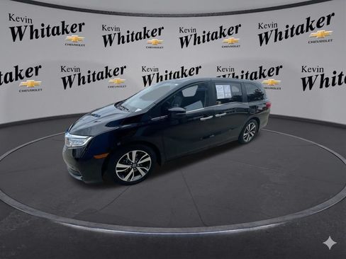 Used 2023 Honda Odyssey Touring image 4