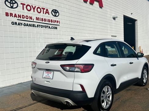 Used 2020 Ford Escape S image 33