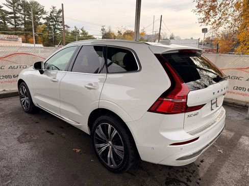 Used 2022 Volvo XC60 B5 Inscription w/ Advanced Package image 12