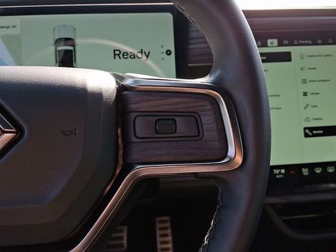 Used 2023 Rivian R1T Adventure AWD/4WD image 24