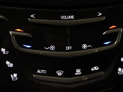 Used 2020 Cadillac Escalade Luxury image 47