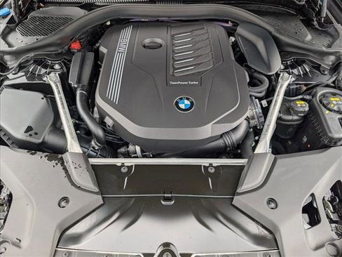 Used 2023 BMW 540i w/ Premium Package image 24
