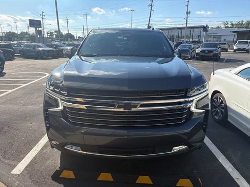 Used 2021 Chevrolet Tahoe LT w/ LT Signature Package AWD/4WD image 2