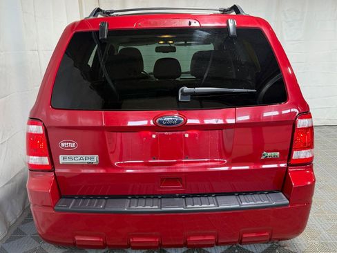 Used 2010 Ford Escape XLT AWD/4WD image 8