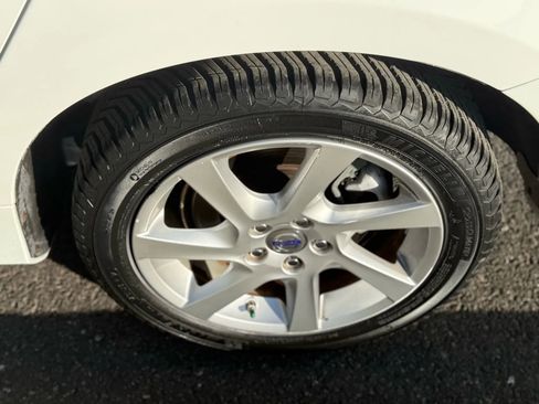 Used 2014 Volvo S60 T5 image 19