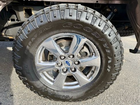 Used 2018 Ford F150 XLT w/ Equipment Group 302A Luxury image 21