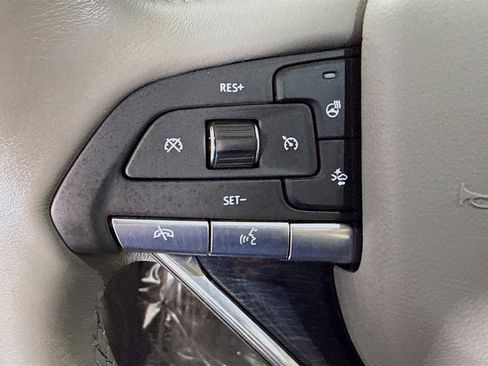 Used 2024 Cadillac XT6 Premium Luxury image 14