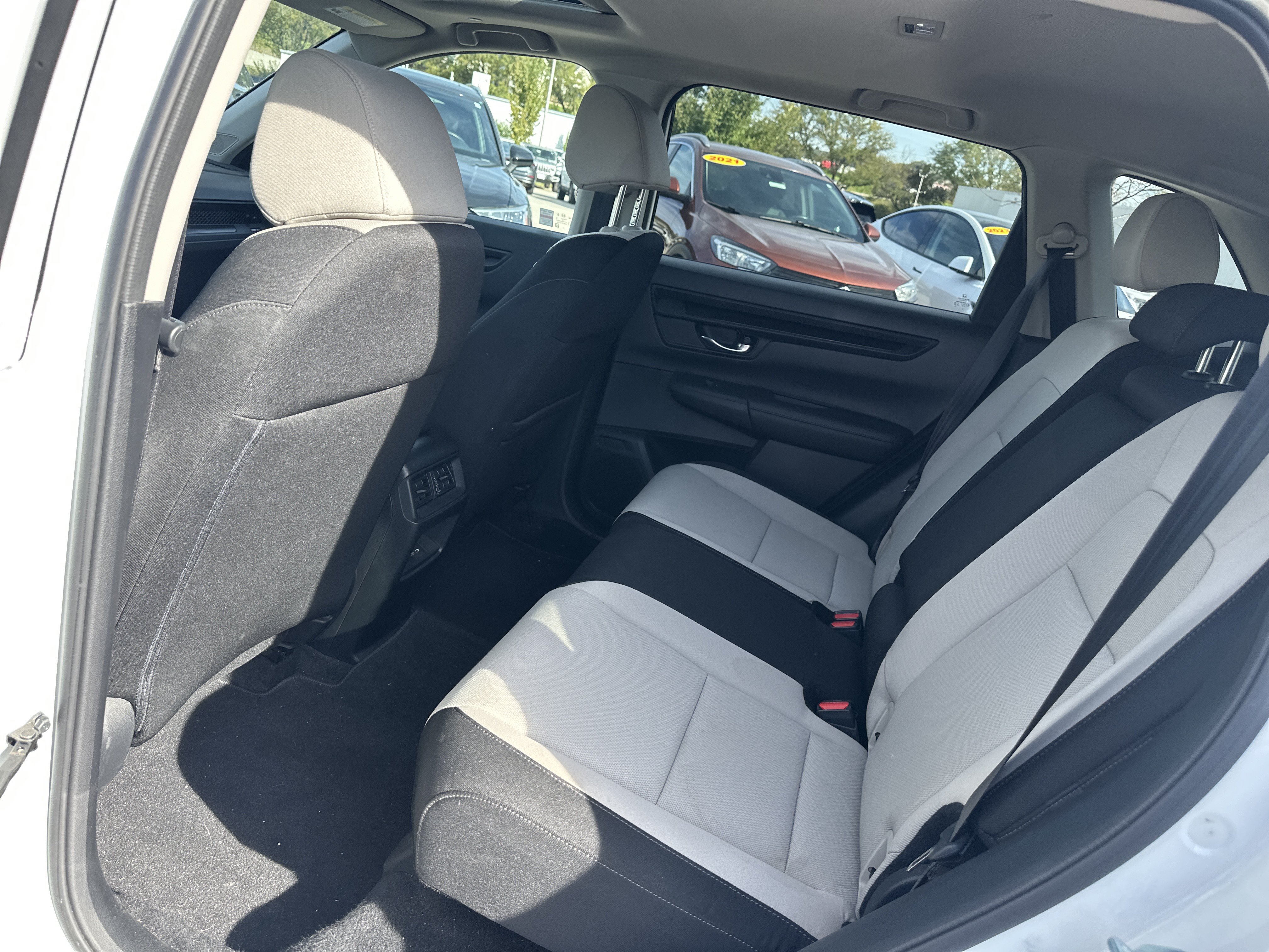 Used 2024 Honda CR-V EX image 14