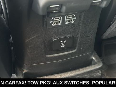 Used 2026 Jeep Wrangler Unlimited Sahara AWD/4WD image 8