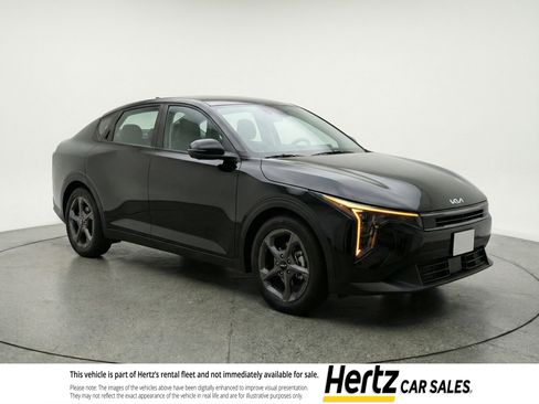 Used 2025 Kia K4 FWD image 1