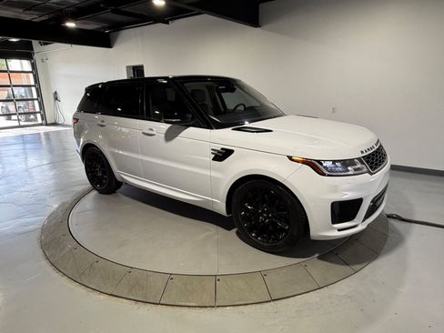 Used 2018 Land Rover Range Rover Sport SE AWD/4WD image 8