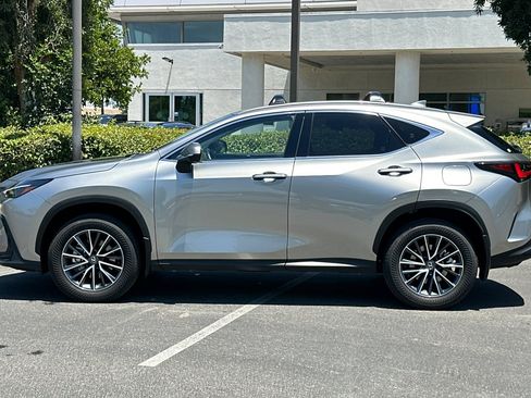 Used 2025 Lexus NX 350h AWD w/ Premium Package image 2