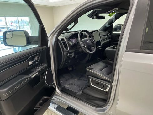 Used 2024 RAM 1500 Laramie image 18